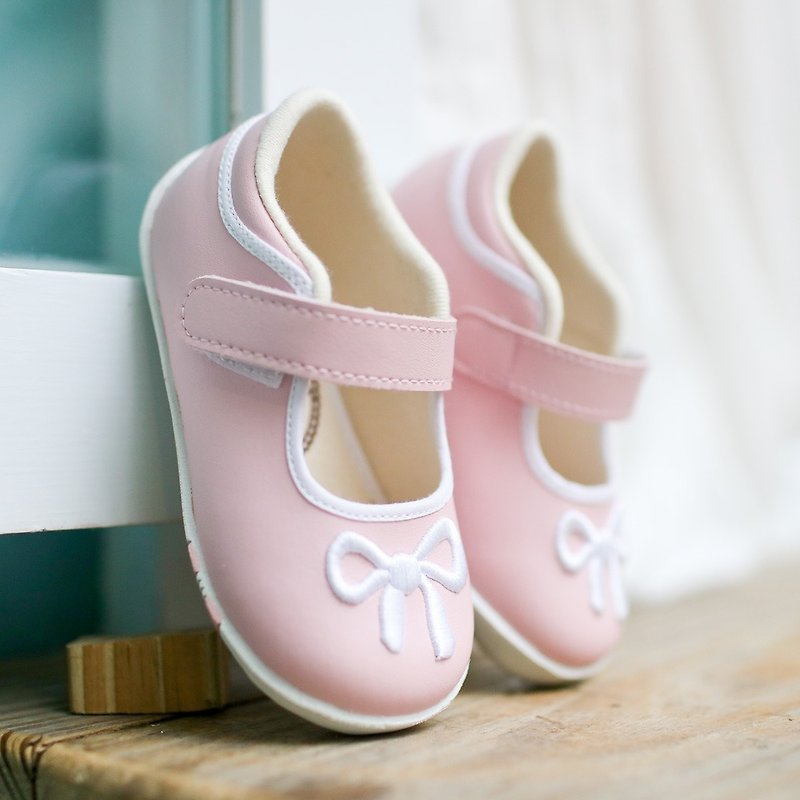 Fiona pink three-dimensional bow baby shoes - รองเท้าเด็ก - ไฟเบอร์อื่นๆ สึชมพู