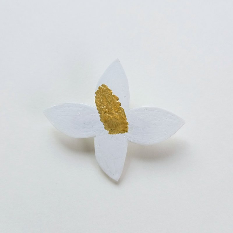ドクダミ　花　ブローチ　手描き　一点もの　白 - 胸針 - 塑膠 白色