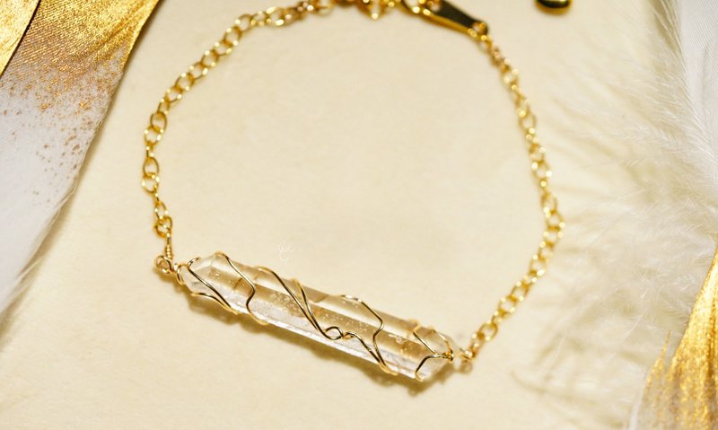 純粋な手仕事による、輸入14Kゴールドフィルドワイヤー巻き、コロンビア産レムリアンシード水晶ポイントブレスレット。 - ブレスレット - 宝石 多色