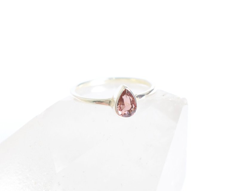 Pink tourmaline grain Silver ring Silver925 - แหวนทั่วไป - เงินแท้ สึชมพู