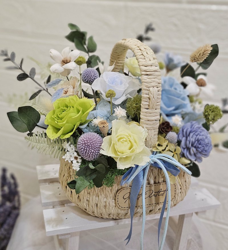 [Only Flowers] Eternal Life Flower Basket/ The gentle breeze and the healing and tranquil blue are the sum of summer - Dried Flowers & Bouquets - Plants & Flowers 