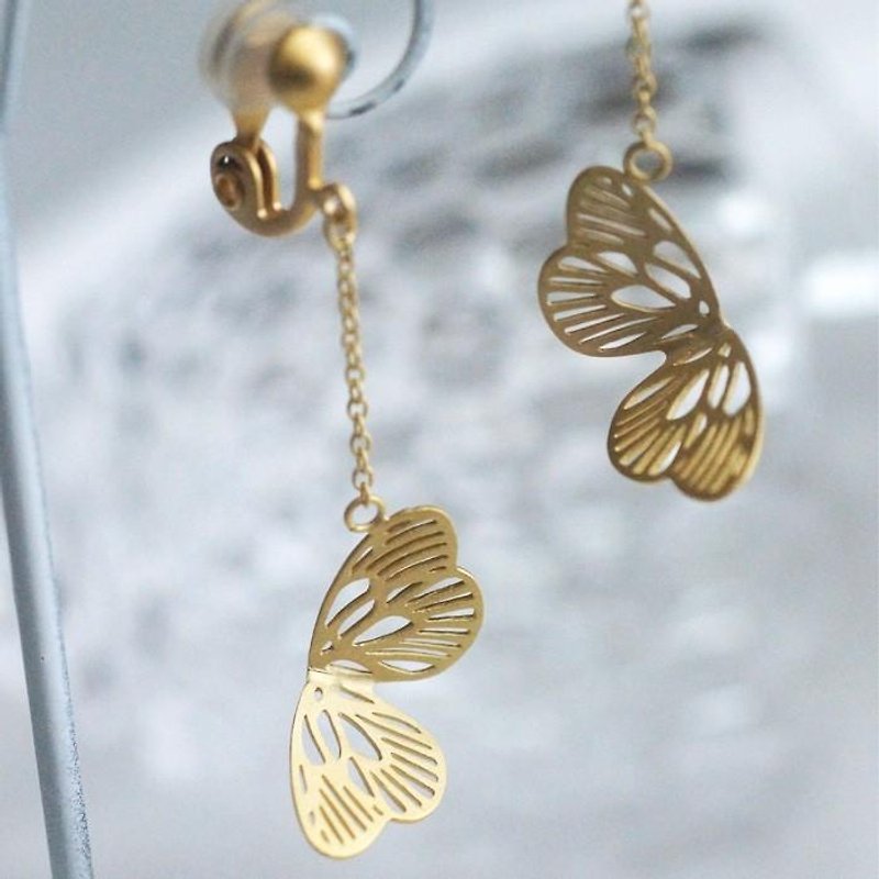 Shimmering Feather Clip-On(gold) -Pair- - ต่างหู - โลหะ สีทอง