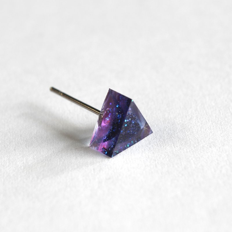 In the Middle of the Night / Resin Earrings - Single Stud - ต่างหู - เรซิน สีม่วง