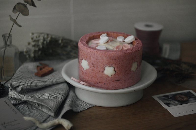Cherry Blossom Yoghurt Mousse Cake / 5 inches - เค้กและของหวาน - อาหารสด สึชมพู