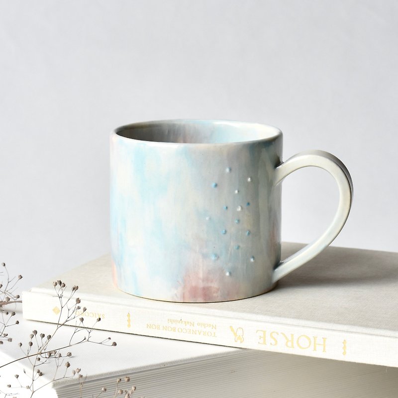 Nostalgic dot mug (glossy), one-of-a-kind - Mugs - Pottery Multicolor