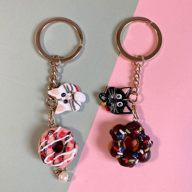 |Customizable| Handmade soft clay keychain made by stealing cats - Keychains - Pottery 