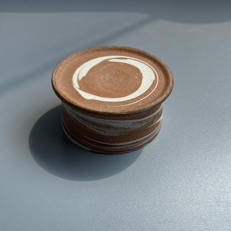 @studio_florero Neriage Tray | candlestick | lid rest - Candles & Candle Holders - Pottery Brown