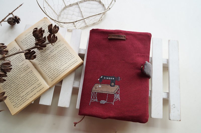 Hand-painted antique sewing machine book jacket/hand account book jacket (wine red/grey) suitable for A5/25K books - Other - Cotton & Hemp Red