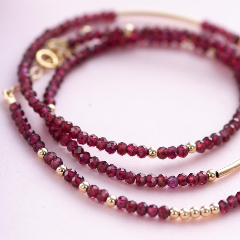 Red Garnet 14K Gold Filled Natural Gemstone Crystal Stack Bracelet - สร้อยข้อมือ - คริสตัล สีแดง