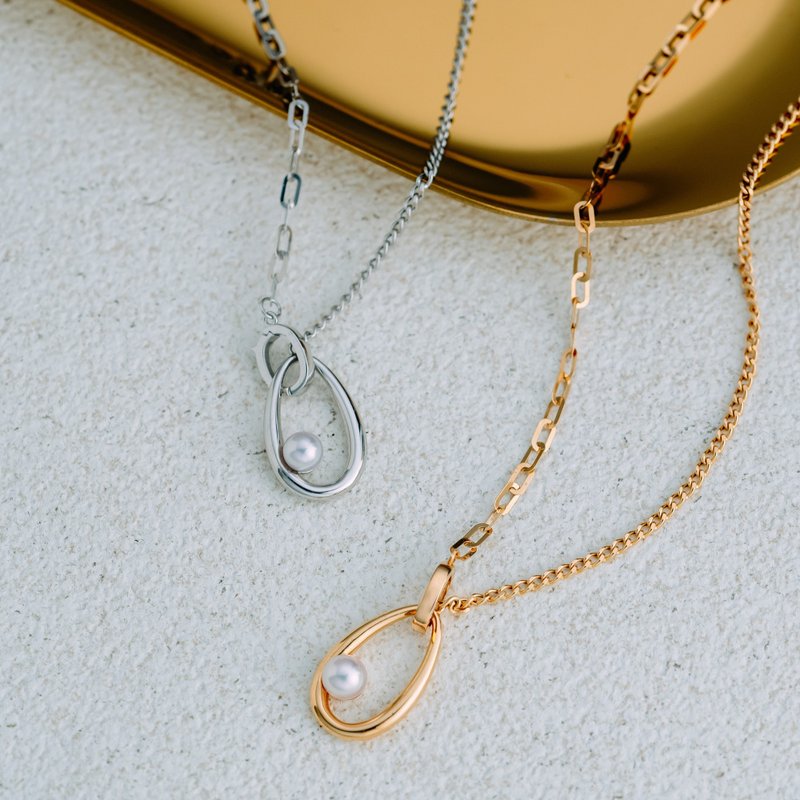 Baby Akoya versatile streamlined 18K gold necklace - Necklaces - Pearl 