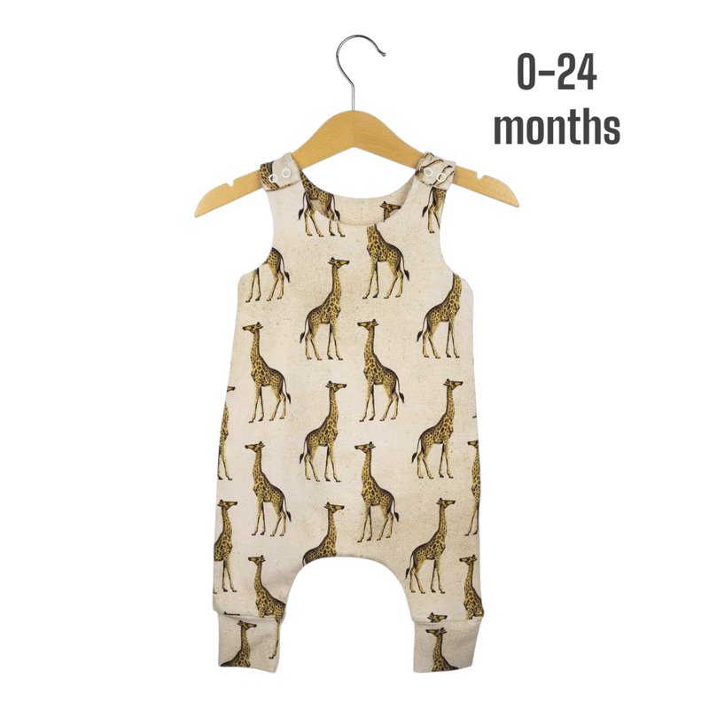 Giraffe baby romper, baby boy romper, baby girl romper, beige baby overalls - 包屁衣/連身衣 - 棉．麻 多色
