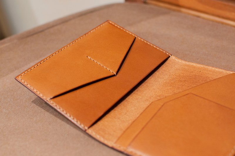 Traveler Passport Holder-Italian Vegetable Tanned Leather - ที่เก็บพาสปอร์ต - หนังแท้ 