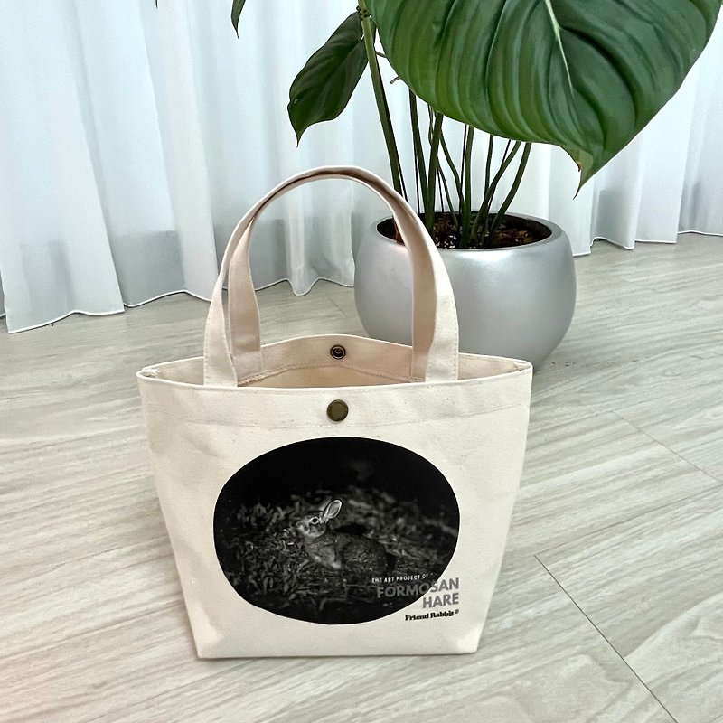 Taiwan Hare Art Photography Thick Pound Canvas Tote Bag (Small) / Made in Taiwan Souvenirs in Stock - Handbags & Totes - Cotton & Hemp 