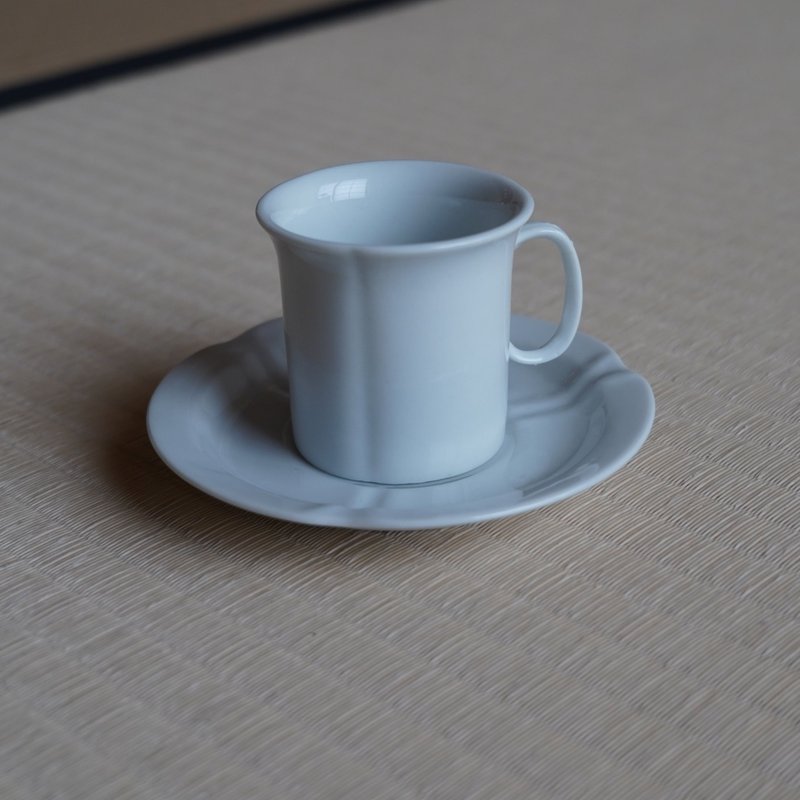 [Dehua 90s] Small straight white porcelain coffee cup - Teapots & Teacups - Pottery 