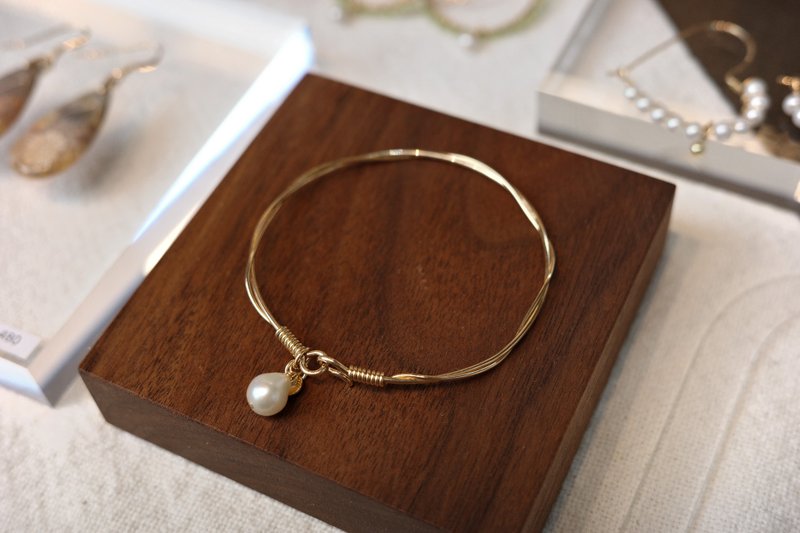 Vinna 珍珠手環 14Kgf - 手鍊/手環 - 珍珠 白色