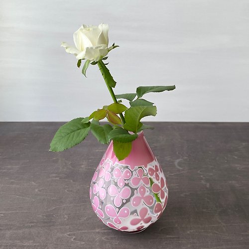 shizuka-miura 吹きガラスの花器 桃色の花模様