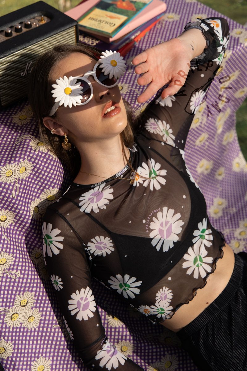 Aprilpoolday / Daisies Tattoo / Black - Women's Tops - Other Materials Black