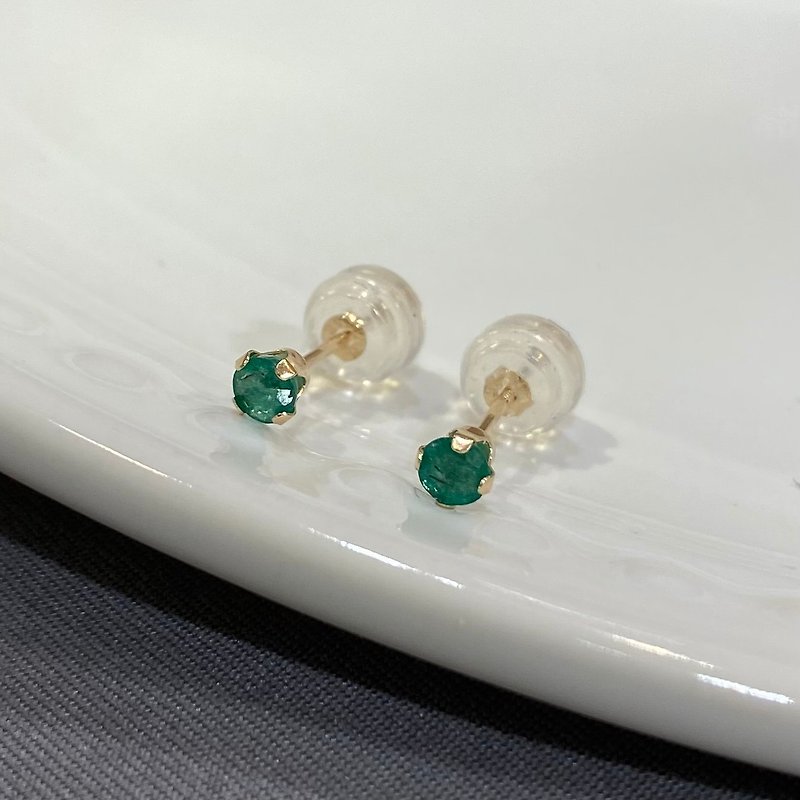 [K14 GOLD] 14K gold 3mm standing claw emerald earrings 14KP4 May birthstone [SOLID GOLD] - ต่างหู - โลหะ สีเขียว