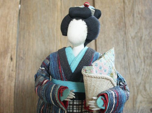 和紙人形　　ハンドメイド レア 和紙人形の技 和紙クラフト 芸者人形 Made in Japan