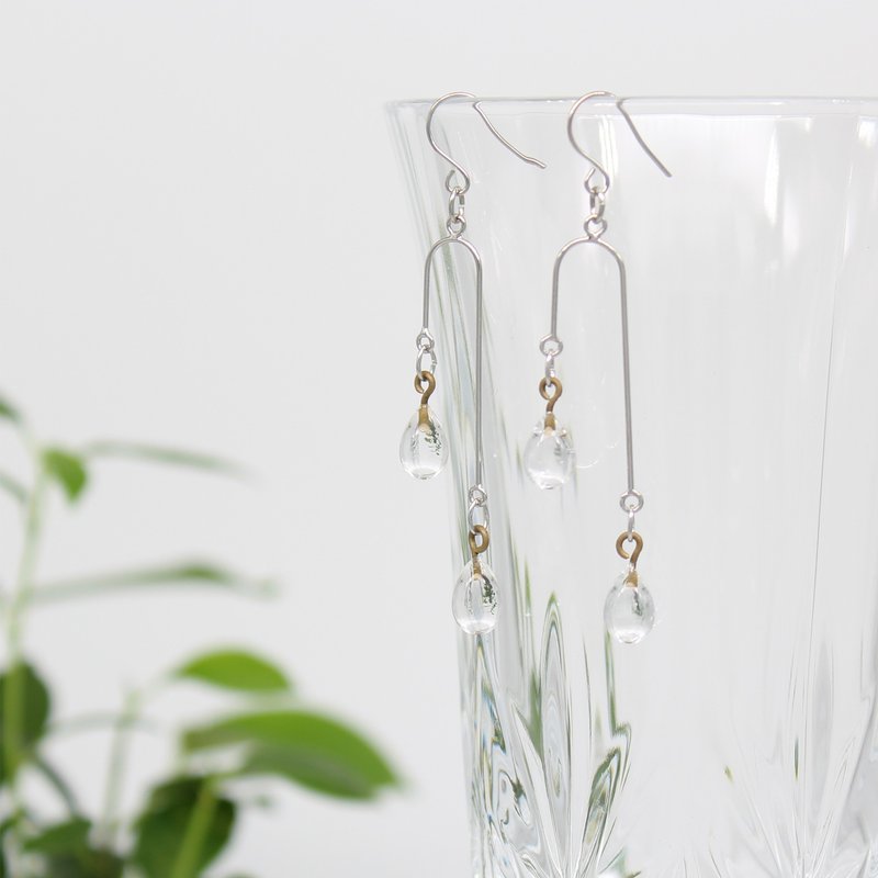 Droplet glass mobile earrings [clear] - ต่างหู - แก้ว สีใส