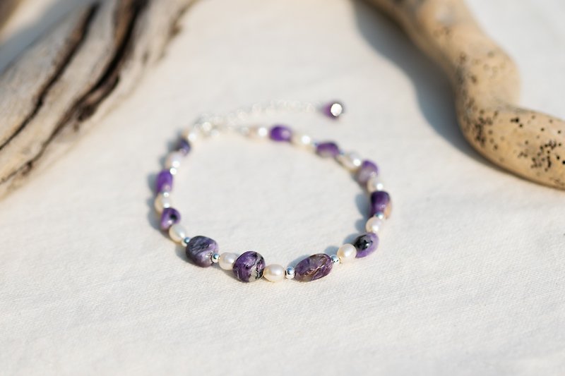 Charoite Freshwater Pearl Silver Bracelet Veri Peri - 手鍊/手環 - 寶石 紫色