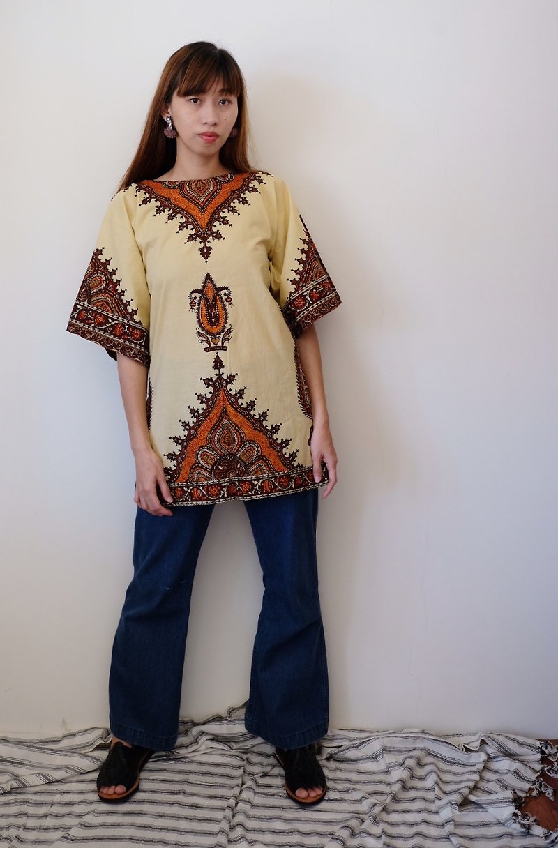 Vintage Hippie Batik Long Top - เสื้อผู้หญิง - ผ้าฝ้าย/ผ้าลินิน 