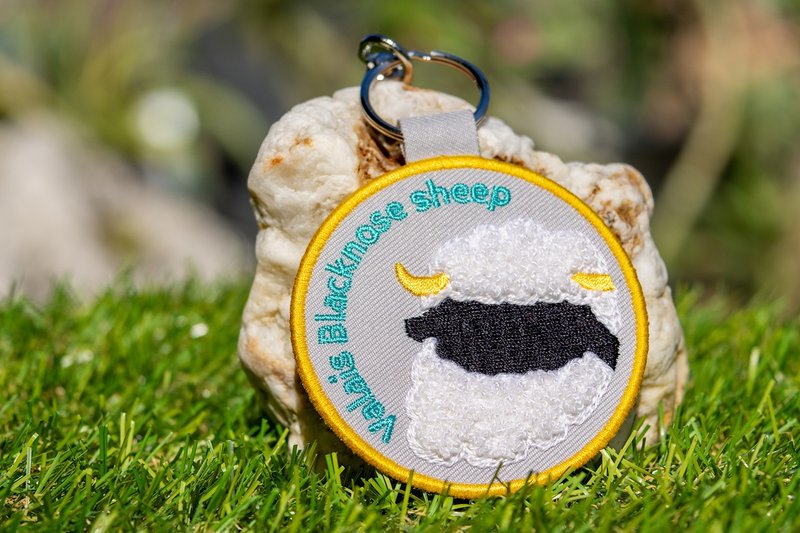 Three-dimensional embroidery keychain/charm [HAPPY sheep] DND - Charms - Thread 