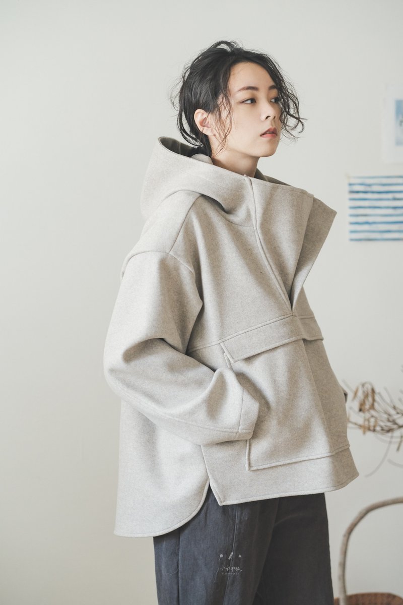 Furry loose big contour hooded top-2 colors-fashion rice - Women's Tops - Cotton & Hemp Khaki