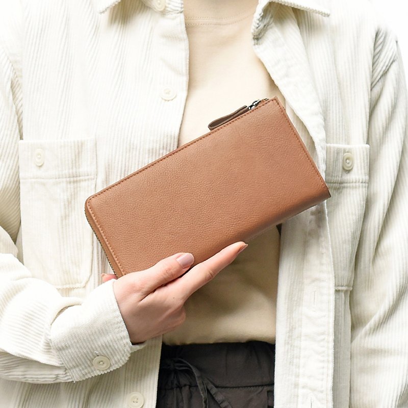 TIDY High quality and soft Nume leather Keep your wallet organized Purse that you grow yourself L-shaped zipper long wallet Personalized Camel HAW009-MO - กระเป๋าสตางค์ - หนังแท้ สีส้ม