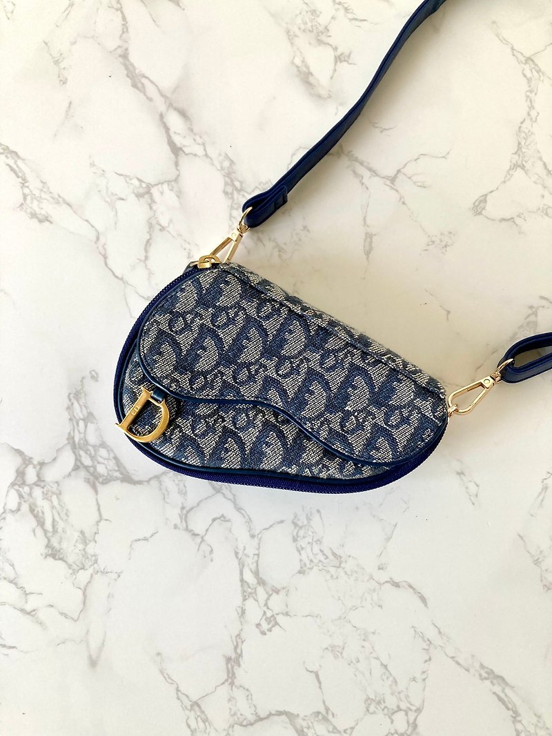 [LA LUNE] Second-hand Dior dark blue presbyopic saddle single shoulder side crossbody backpack small handbag - กระเป๋าแมสเซนเจอร์ - หนังแท้ สีน้ำเงิน