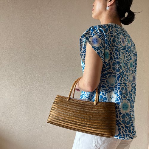 浴衣地のブラウス 浴衣地のブラウス ブラウス cm 通販 18075713｜Creema(クリーマ)