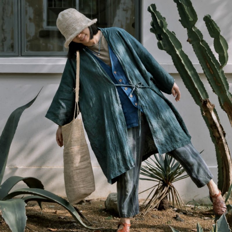 煙綠道袍|黛青色 天然植物藍染 日式繫帶寬鬆中長款外套男女同款 - 女大衣/外套 - 棉．麻 綠色