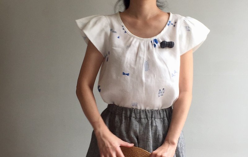 Dream Butterfly/Individual Print Linen Small Flying Sleeve Top/100% Linen - Women's Tops - Cotton & Hemp White