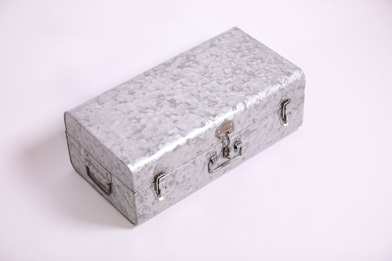 steel Treasure box-fair trade - กล่องเก็บของ - โลหะ สีเงิน