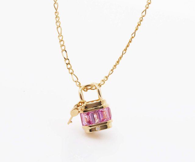 三山凌輝　&RADI　チャーム　クロスプレート　南京錠　モチーフ Padlock Charm【Luxe】 (Silver) | &RADI