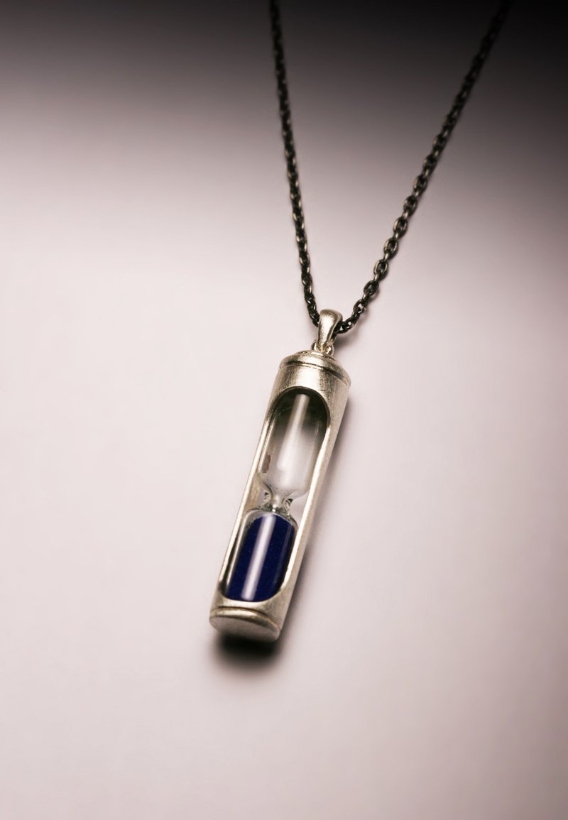 Geometric Blue Hourglass Silver Necklace - สร้อยคอ - โลหะ สีเงิน