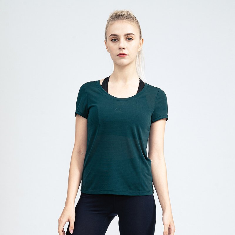 Japanese Bronze silk instant cooling and quick drying CUE158 round neck short sleeve women's slim fit forest green - Women's T-Shirts - Other Materials Green