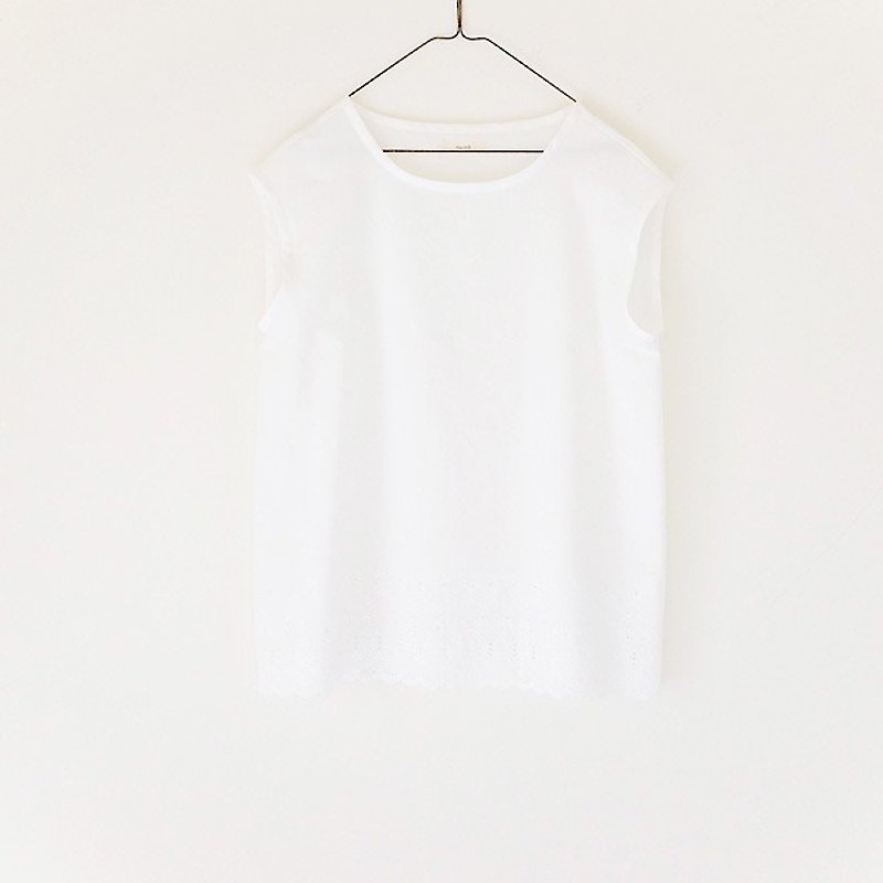 Daily work clothes. White cotton twill short blouse - Women's Tops - Cotton & Hemp White