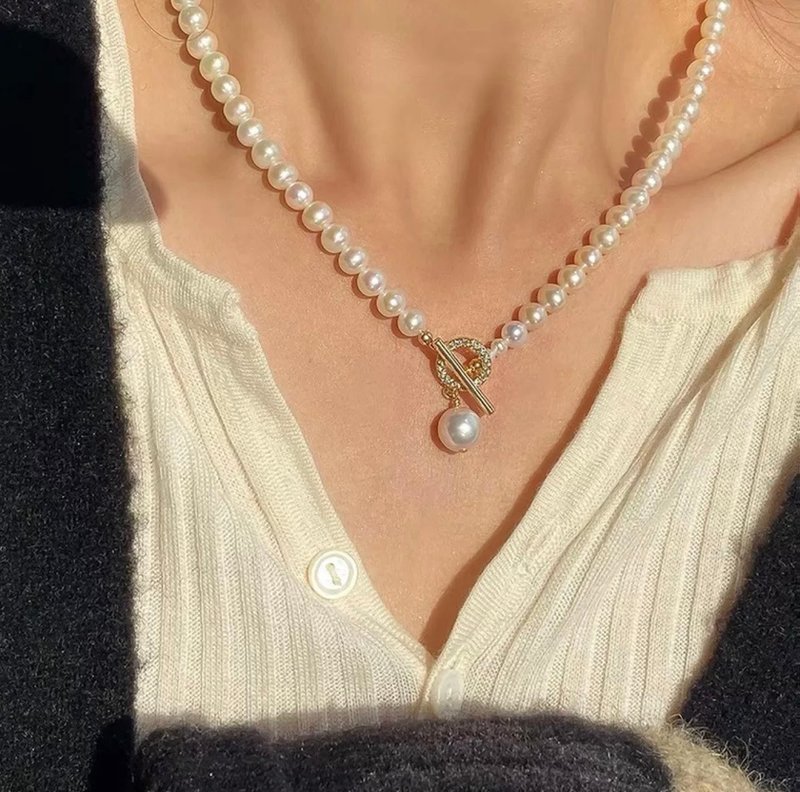 YuanPearl natural aurora nearly round pearl necklace, reversible and French style, versatile necklace for commuting - สร้อยคอ - ไข่มุก ขาว