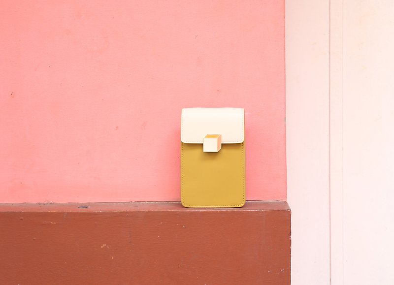 NoMatch vintage original design cube yellow leather bag satchel - กระเป๋าแมสเซนเจอร์ - หนังแท้ สีเหลือง