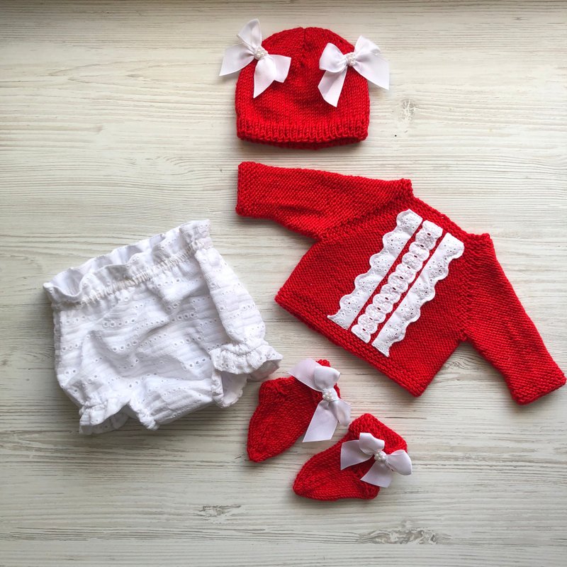 Hand knit outfit for baby girl. Sweater, panties, socks and hat. Take home outfi - 包屁衣/連身衣 - 其他材質 紅色