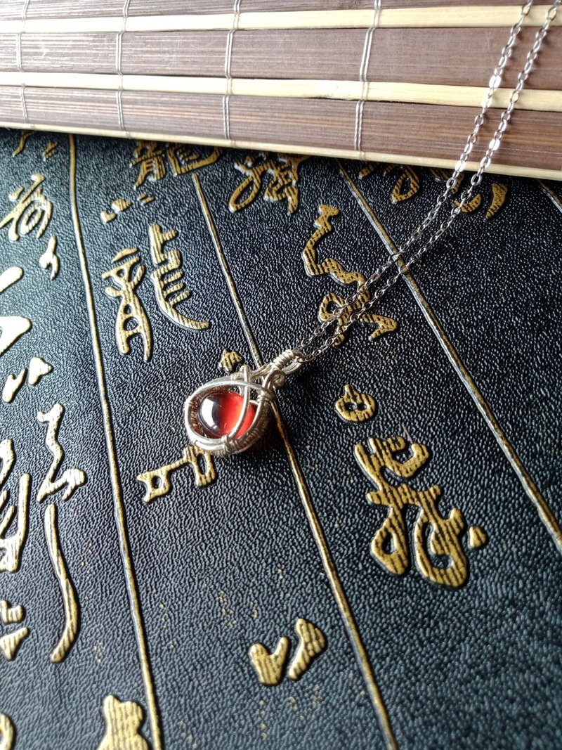 訂製(展示)。佚名山河。項鍊。紅橙石榴石。金屬編織 - 項鍊 - 寶石 紅色