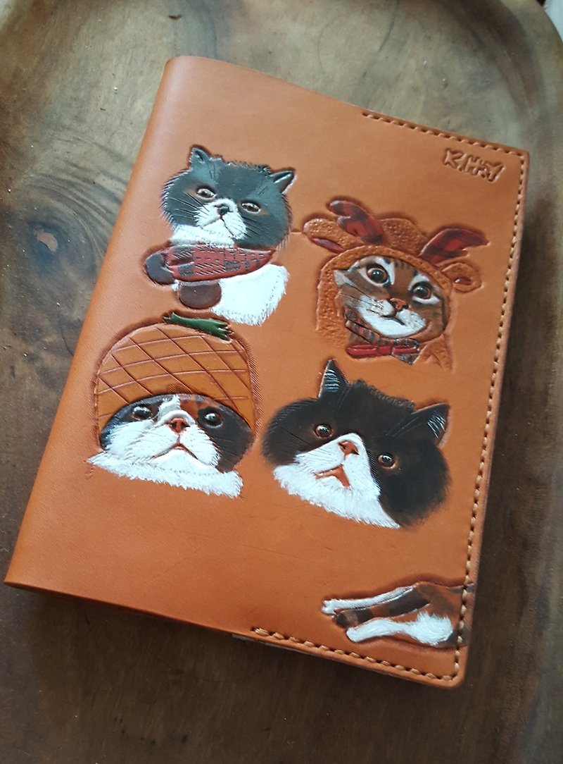 Customized pet cat caramel color B6 pure leather notebook (made lover, birthday gift) - Notebooks & Journals - Genuine Leather Orange