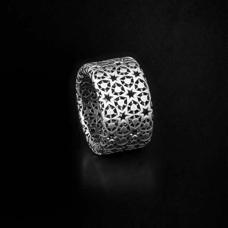 Cosmos Handmade 925k Oxidized Sterling Silver Statement Ring - 戒指 - 純銀 