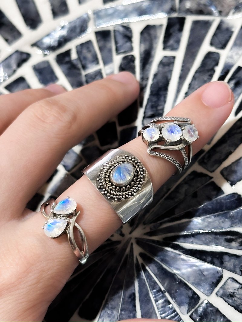 天然石シリーズ——恋人のささやき・純銀ラブラドライトリング / シングルストーンxダブルストーンxトリプルストーン - リング・指輪 - 半貴石 ブルー