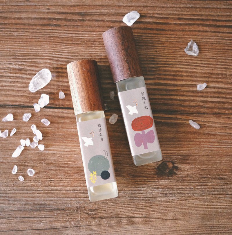 クリスマスプレゼント交換*2種のスプレー 聖境之光 浄化エネルギー / 馥桂之方 良縁を引き寄せるキンモクセイの香り - アロマ・線香 - エッセンシャルオイル 