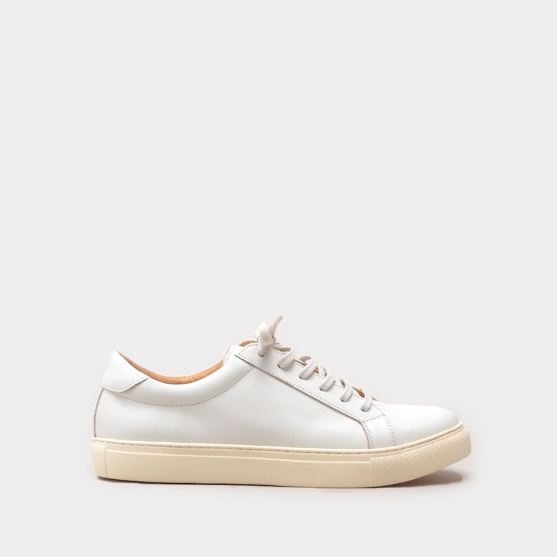 198 beige textured cowhide arch white shoes - รองเท้าลำลองผู้หญิง - หนังแท้ ขาว