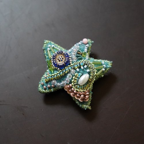 フラワー刺繍ニット br79-5 – Q'e