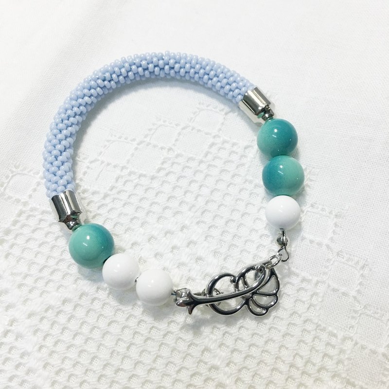 CandiiJewelry_Summer Blue Crochet Bracelet - 手鍊/手環 - 其他材質 