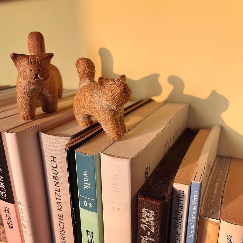 Moving forward slowly⋯⋯Tabby cat/pottery doll - Items for Display - Pottery Gold
